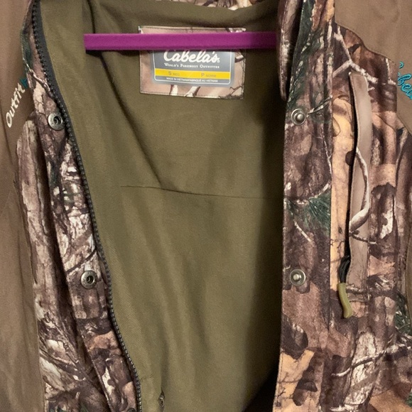 Cabelas OutfitHer Camo Hooded jacket - Picture 11 of 11